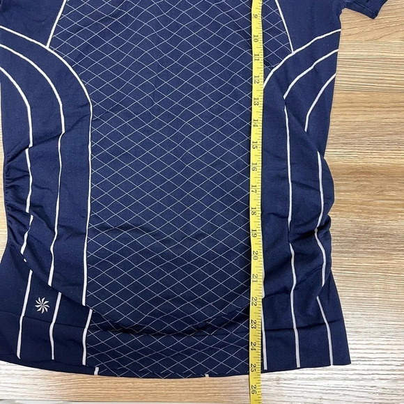 Athleta Finish Fast Line Tee in Navy/White - SIZE M - Picture 4 of 6